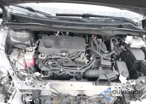 2021 Toyota Sienna Le z USA, uszkodzony, nr VIN 5TDKRKEC8MS030220